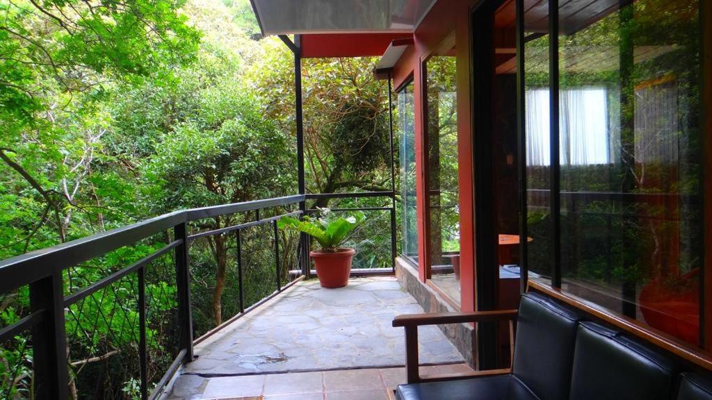 Manakin Lodge Monteverde Exterior photo