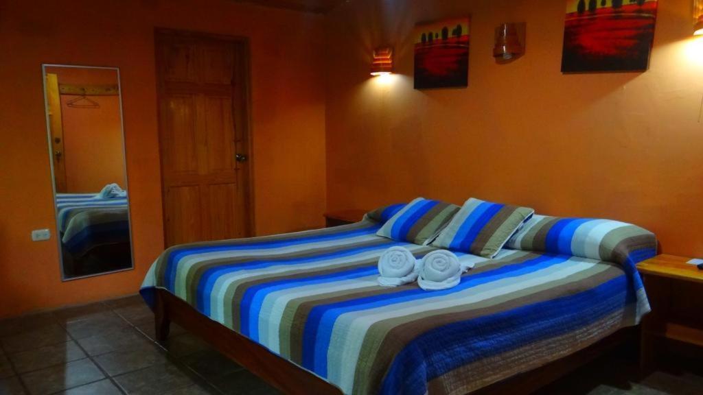 Manakin Lodge Monteverde Exterior photo